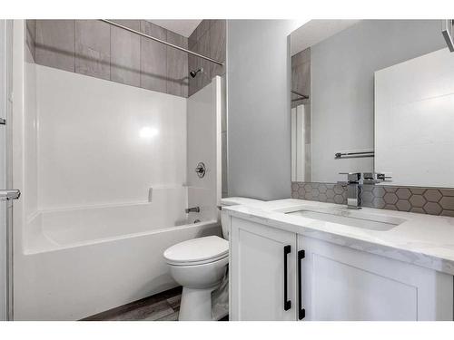 26 Hanson Drive, Langdon, AB - Indoor Photo Showing Bathroom