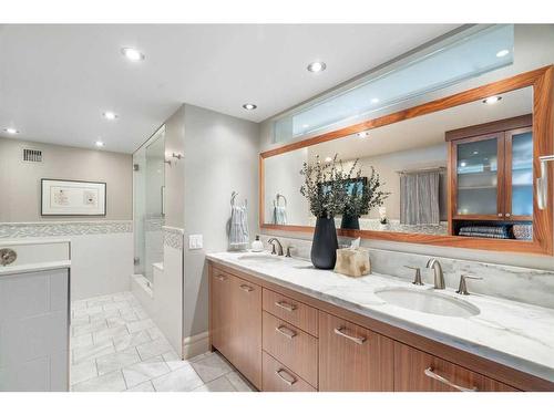 606,607-3316 Rideau Place Sw, Calgary, AB - Indoor Photo Showing Bathroom
