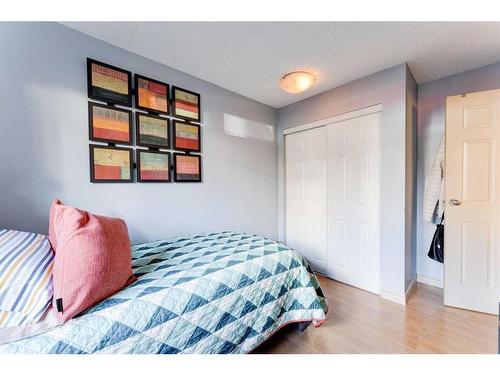 101-635 4 Avenue Ne, Calgary, AB - Indoor Photo Showing Bedroom