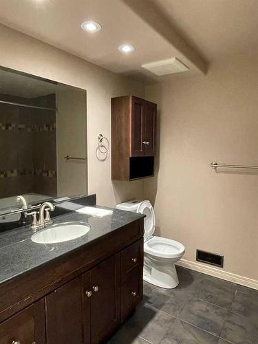 88 Glenpatrick Drive Sw, Calgary, AB - Indoor Photo Showing Bathroom