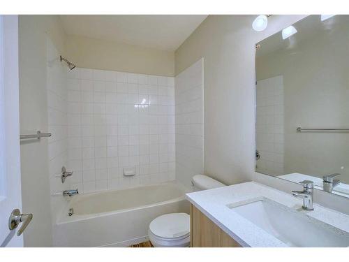 2312-1140 Taradale Drive Ne, Calgary, AB - Indoor Photo Showing Bathroom