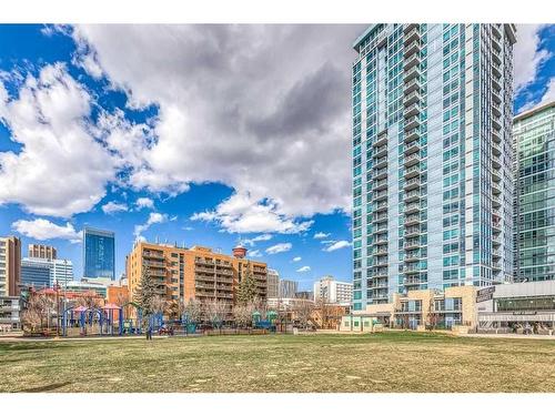 1601-215 13 Avenue, Calgary, AB - Outdoor With Facade