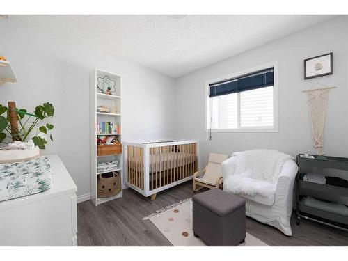 205 Kodiak Crescent, Fort Mcmurray, AB - Indoor Photo Showing Bedroom