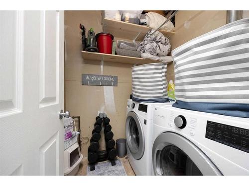 205 Kodiak Crescent, Fort Mcmurray, AB - Indoor Photo Showing Laundry Room