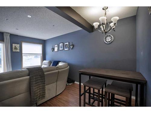 92 Somervale Park Sw, Calgary, AB - Indoor Photo Showing Other Room