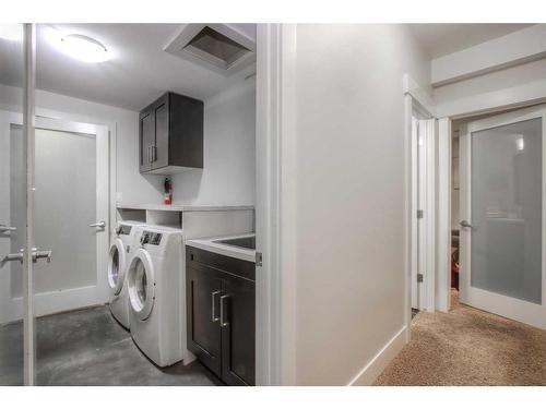 2449 22A Street Nw, Calgary, AB - Indoor Photo Showing Laundry Room