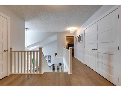 1049 Shawnee Drive Sw, Calgary, AB - Indoor Photo Showing Other Room
