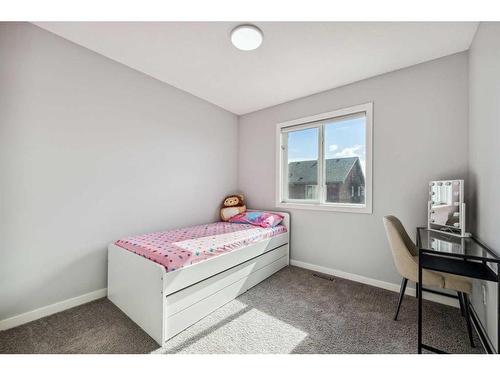 55 Saddlelake Common Ne, Calgary, AB - Indoor Photo Showing Bedroom