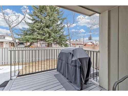 210-20 Midpark Crescent Se, Calgary, AB - Outdoor With Exterior