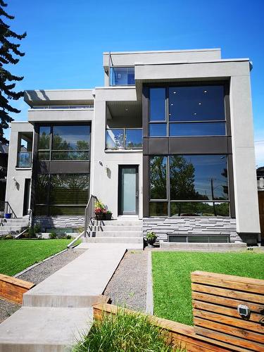 2710 Parkdale Boulevard Nw, Calgary, AB - Outdoor