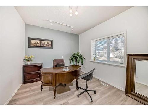 1320 2 Street Nw, Calgary, AB - Indoor Photo Showing Office