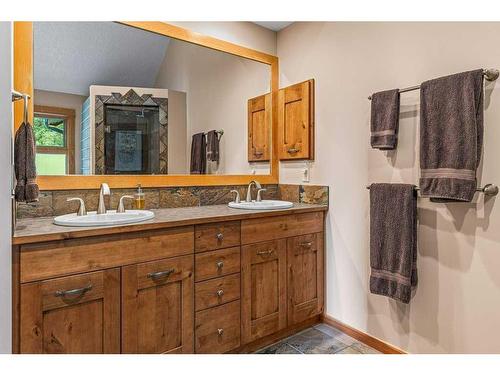 21 Blue Grouse Ridge, Canmore, AB - Indoor Photo Showing Bathroom