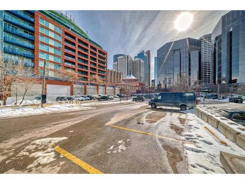 238-222 Riverfront Avenue Sw, Calgary, AB - Outdoor With Facade