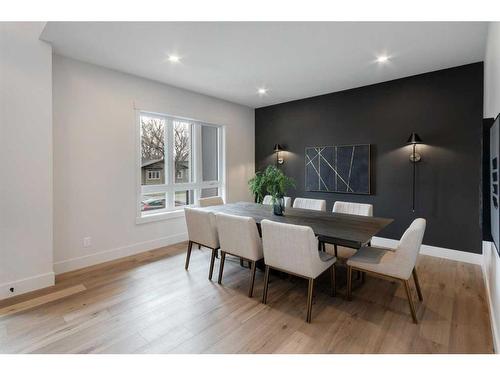 133 Lissington Drive Sw, Calgary, AB - Indoor Photo Showing Dining Room