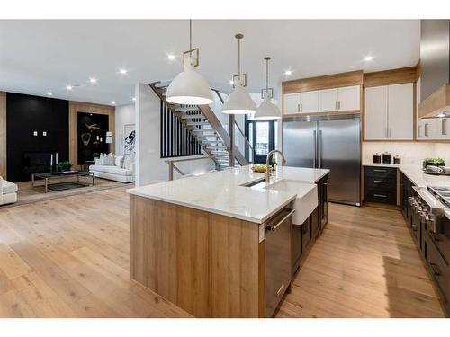 133 Lissington Drive Sw, Calgary, AB - Indoor Photo Showing Kitchen With Stainless Steel Kitchen With Upgraded Kitchen