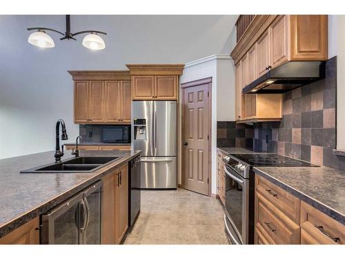 1721B 1 Avenue Nw, Calgary, AB - Indoor Photo Showing Kitchen With Double Sink