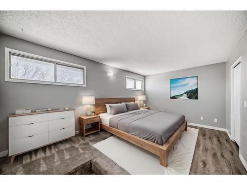 111 Pinemill Mews Ne, Calgary, AB - Indoor Photo Showing Bedroom