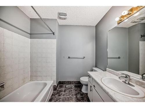 111 Pinemill Mews Ne, Calgary, AB - Indoor Photo Showing Bathroom