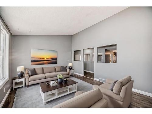 111 Pinemill Mews Ne, Calgary, AB - Indoor Photo Showing Living Room
