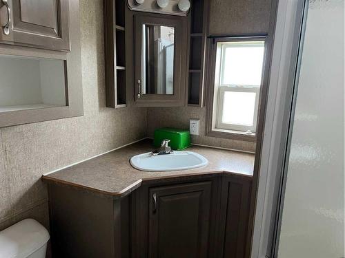 164017 Rge Rd 190, Rural Vulcan County, AB - Indoor Photo Showing Bathroom