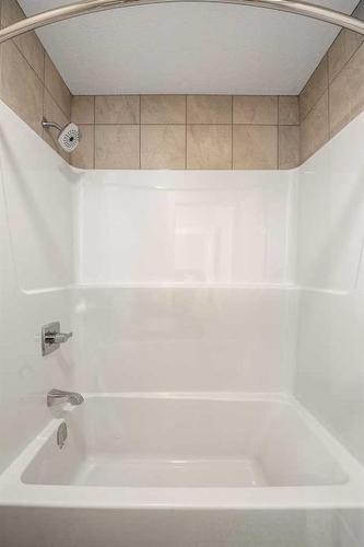 229 Precedence View, Cochrane, AB - Indoor Photo Showing Bathroom