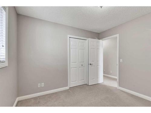 51 Everbrook Link Sw, Calgary, AB - Indoor Photo Showing Other Room