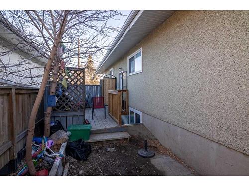 405/407 28 Avenue Ne, Calgary, AB - Outdoor With Exterior