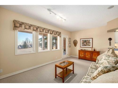 63 Prominence Point Sw, Calgary, AB - Indoor