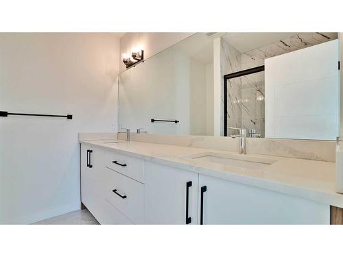 353-265 Sage Hill Rise Nw, Calgary, AB - Indoor Photo Showing Bathroom