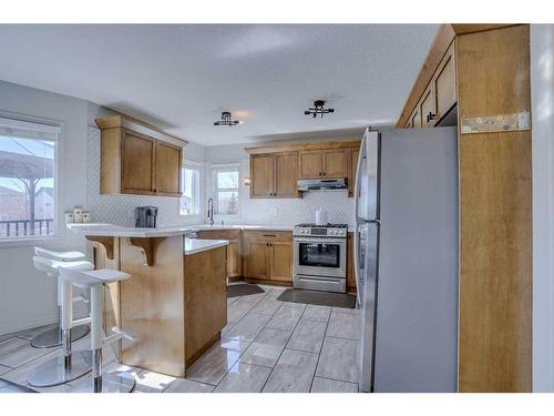 158 West Creek Springs, Chestermere, AB - Indoor Photo Showing Kitchen