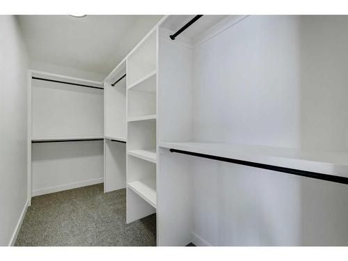 1372 Lackner Boulevard, Carstairs, AB - Indoor With Storage