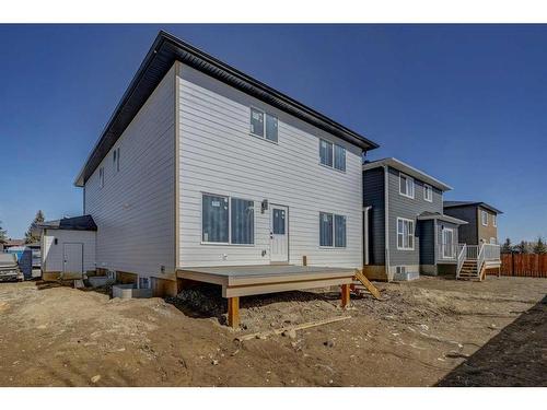 1372 Lackner Boulevard, Carstairs, AB - Outdoor With Exterior
