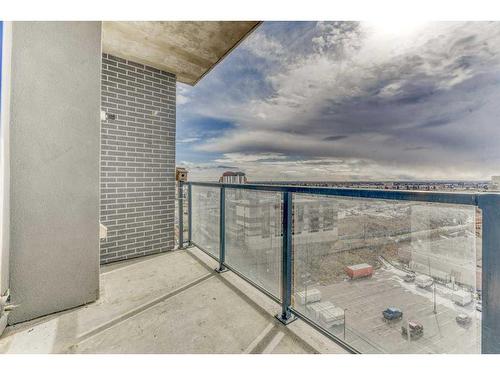 1302-8880 Horton Road Sw, Calgary, AB - Outdoor With Balcony