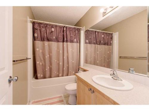 168 Wentworth Close Sw, Calgary, AB - Indoor Photo Showing Bathroom