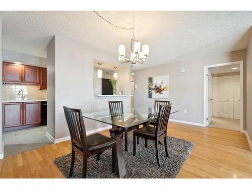 1005-1100 8 Avenue Sw, Calgary, AB - Indoor Photo Showing Dining Room