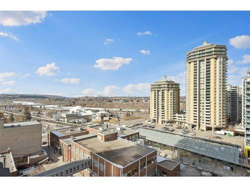1005-1100 8 Avenue Sw, Calgary, AB - Outdoor With View