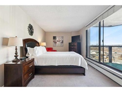1005-1100 8 Avenue Sw, Calgary, AB - Indoor Photo Showing Bedroom