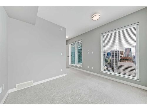 3306-930 6 Avenue Sw, Calgary, AB - Indoor Photo Showing Other Room