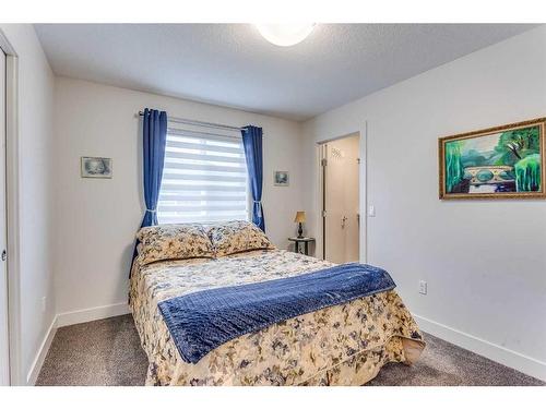 1408 Price Road, Carstairs, AB - Indoor Photo Showing Bedroom