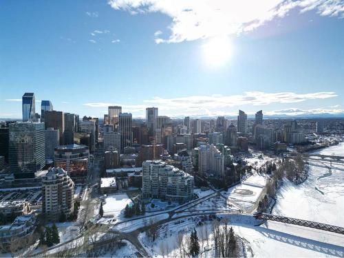 406-738 1 Avenue Sw, Calgary, AB - Outdoor With View