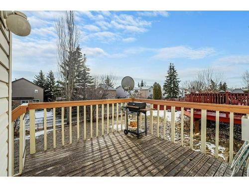 30 Somercrest Close Sw, Calgary, AB - Outdoor With Deck Patio Veranda