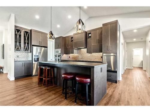 64228 306 Avenue West, Rural Foothills County, AB - Indoor Photo Showing Kitchen With Upgraded Kitchen