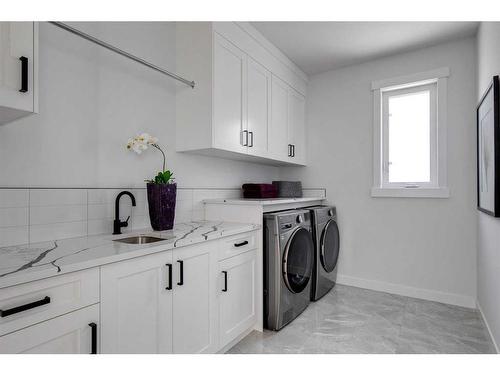 2040 30 Avenue Sw, Calgary, AB - Indoor Photo Showing Laundry Room