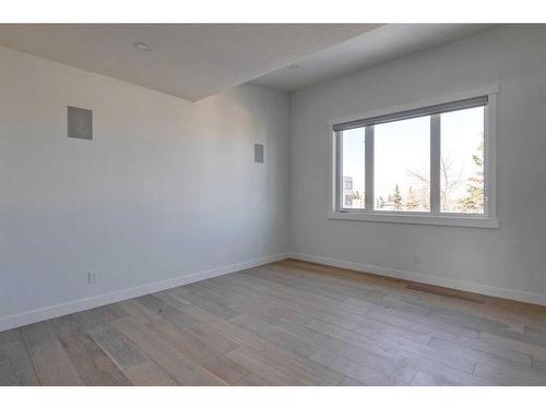 2040 30 Avenue Sw, Calgary, AB - Indoor Photo Showing Other Room