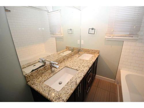 1216 Bantry Street Ne, Calgary, AB - Indoor Photo Showing Bathroom