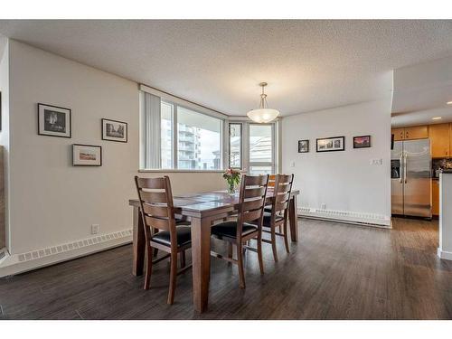 1508-1108 6 Avenue Sw, Calgary, AB - Indoor Photo Showing Dining Room