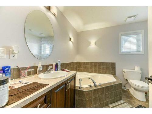 510 Wildflower Road Nw, Strathmore, AB - Indoor Photo Showing Bathroom