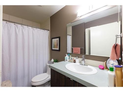 609-788 12 Avenue Sw, Calgary, AB - Indoor Photo Showing Bathroom