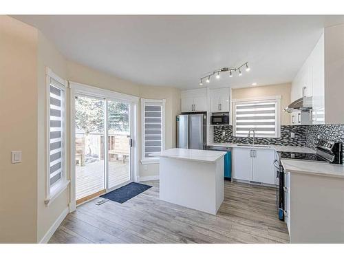 42 Coverdale Way Ne, Calgary, AB - Indoor Photo Showing Kitchen With Upgraded Kitchen