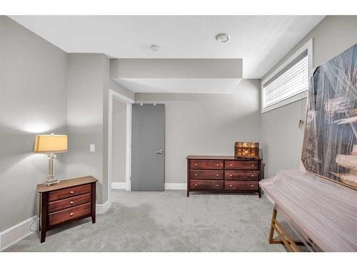 904 East Lakeview Road, Chestermere, AB - Indoor Photo Showing Bedroom